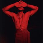 Usher Instagram - @zeitmagazin 🙏🏾 Photos: @philipdanielducasse Styling: @jan.quammie @thewallgroup Writer: @moritzvonuslar Production: @rhiannarule Grooming: Shawn Shizz Porter Make-up: @upscale_artistry Light: Christian Koepenick Photo assistants: Eric Guideng, Eddie Yan Styling assistants: Amelie Apel, Chanti Walker, Sean Barnes Tailor Natalie Knuth