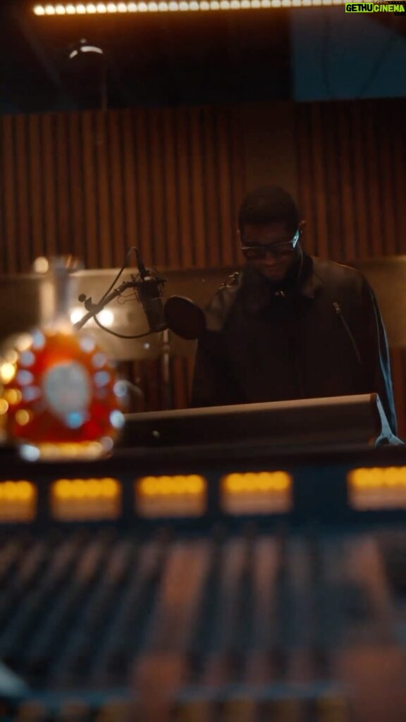 Usher Instagram - Life is a beautiful melody. It’s a harmony of ideas, moments, and opportunities that play out everyday. In this melody, every note counts. From the ones found in @remymartinus Cognac, to the ones in our favorite songs. Link in bio for a full look at Life is a Melody, featuring a sneak peek to my new track, “Coming Home”. #LifeIsAMelody #TeamUpForExcellence
