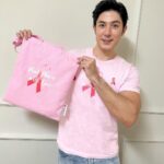 Uyan Tien Instagram - 大家記得照顧自己跟身邊你愛的人的身體健康！尤其年紀越來越大，要注意越來越多！ 乳癌越早發現越快速恢復！所以好好檢查咯！ ——————————————— #PinkPower #粉紅力量傳遞愛 的行列🩷 即日起2023至10/31公開於FB/IG社群發文 一起響應Pink Power乳癌防治公益活動🎀 #愛自己粉給力 #PinkPowerWithLove #乳癌防治月