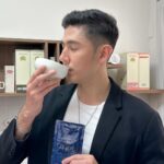 Uyan Tien Instagram - 在巴西長大的我，其實對雞精這個產品很陌生，我是來台灣之後才發現它的好處！ 今天就是要跟大家介紹在我心目中第一名的雞精 Shi's House 璽氏工坊 #煉雞精！ 有時候出外景特別累就會熱一包，或在健身房運動過度回家後一定要補充一包，減緩我強化訓練後肌肉酸痛的感覺😫 從包裝看得出來是高品質的產品，而且包裝好看就適合當什麼？ #伴手禮！ 不要一輩子買太陽餅送給外國朋友哈哈，可以對身體很好又有一點創意啦！ 而且 #璽氏煉雞精 很健康，特別香，非常好喝😋 還是第一個榮獲台中十大伴手禮首獎的雞精品牌👏👏👏 你放在冰箱，滿滿膠質”遇冷”會結涷！ 這樣才知道是最純正的雞精！ 豐富的蛋白質營養補給、BCAA減緩疲勞感 我現在都定期寄煉雞精給我媽媽 零脂肪、零膽固醇也不會擔心熱量高有負擔 這些效果都擠在一小包裡！你們還不喝嗎⁉️ 我送給我身邊的朋友也都開始喝😂 #ShisHouse #璽氏工坊 #雞精 #滴雞精 Taipei, Taiwan