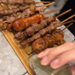 Uyan Tien Instagram - 聽說這家很有名，品都串燒攤！你們覺得如何？他們的調味料確實蠻好吃的！ 品都串燒攤 忠孝