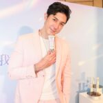 Uyan Tien Instagram - 粉色西裝好看嗎嘻嘻？很開心被蓓多納 邀請他們的新產品CC霜的發表會！整個活動的氣氛很棒，尤其甜點都好好吃！新產品實在太棒了，我認真心動，因為對我來說是最快速可同時化妝+防曬的化妝品！活動結束我還帶一瓶回家，這幾天就要開始好好使用！ @beldora.beauty @no1timeman