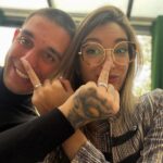 Víctor Elías Instagram – Ella: Sí, quiero.

Él: Sí, quiero.

💍