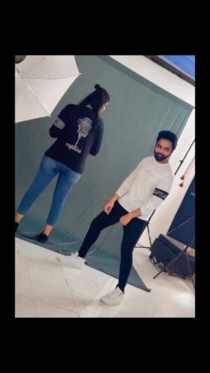 VJ Thanigai Instagram - 🫣😜🎬📸

#shoot #shootmode #photoshoot #advertisement