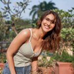 Vaani Kapoor Instagram - 1.1.2024 , hi 👋🏾