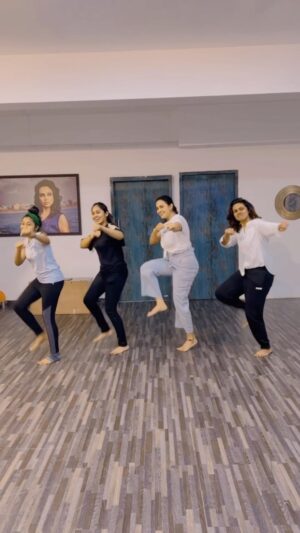 Vaishnavi Arulmozhi Instagram - Finally in trending reels with ma friends😍
P.c : @rdc.rahman 
#kachabadam #reelitfeelit #trendingsongs #trendingreels #4badadam