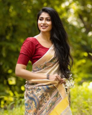 Vaishnavi Arulmozhi Instagram - ✨
Shot by @navin.appu 
Styling @sty1e_guru 

#vaishnavi #vaishnaviarulmozhi