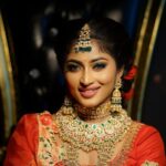 Vaishnavi Arulmozhi Instagram - ✨ Dolled up by : @sty1e_guru Costume: @suhanyalingamdesign Shots : @portraits_by_psk Jewellery: @chennai_jazz Location: @24kluxurysalon #vaishnavi #vaishnaviarulmozhi
