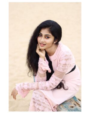 Vaishnavi Arulmozhi Instagram - Bday dress pics 😉
Late post though!

#vaishnavi #vaishnaviarulmozhi