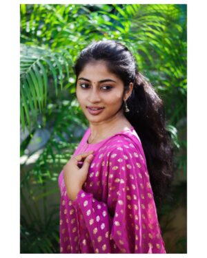 Vaishnavi Arulmozhi Instagram - பூ விழி பார்வையில்🌸
ஆடை: @_niha_classiccorner_cc 
.
#vaishnavi #vaishnaviarulmozhi