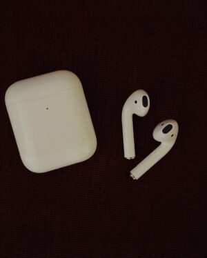 Vaishnavi Arulmozhi Instagram - Just a casual pic with smart_gadgets007..
Looking for an amazing set of airpods, all you have to do is to follow @smart_gadgets007 the quality of the product is amazing and super affordable guys...
What are you waiting for quickly go and get yours, it's definitely worth the money😍😍..

♦Delivery in 6 days
♦Tracking id will be given
♦Prepaid and COD available..