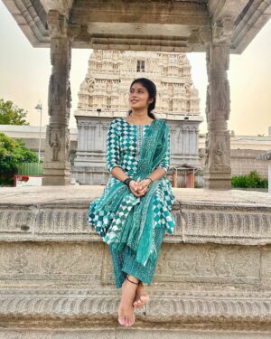 Vaishnavi Arulmozhi Instagram - My fav cotton kurtas from @aarahboutique_ 
#veeracollection