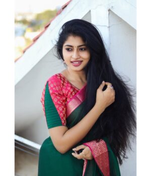 Vaishnavi Arulmozhi Instagram - We all have this super power to put a smile on other’s face, then y u wasting it! Well am using it now!!! ⚡️Shazam⚡️

Saree: @srisaicollections9 
Blouse: @vastram_theethniccouture 

#vaishnavi #vaishnaviarulmozhi