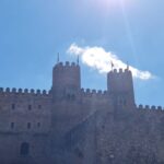 Valeria Britos Instagram – Sigüenza, “la que domina el valle”, está situada en un valle a unos 1.000m de altitud.
Se encuentra en la provincia de Guadalajara ,en la comunidad autónoma de Castilla-La Mancha..
.
.
.
#siguenzamedieval #guadalajara #castillalamancha #vamosviendo #viajes # travel #españa Sigüenza, Castilla-La Mancha, Spain