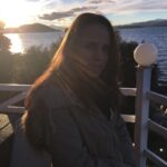 Valeria Britos Instagram – Atardecer soñado en @lasgaviotasbariloche .
Mañana función en la @bibliotecapopularsarmiento con @liocampoy en @valehacerlio. Las Gaviotas Bariloche