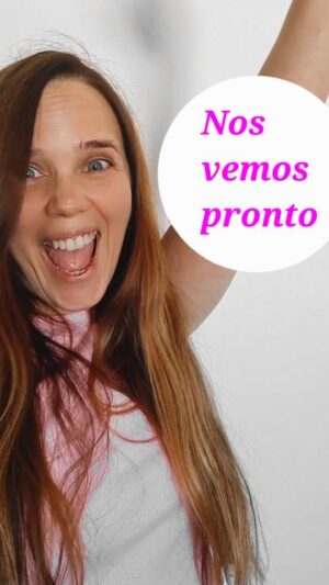 Valeria Britos Instagram - Compartir tiempo con la gente que amo y caminar por la mágica ciudad de Buenos Aires...eso voy a hacer.
.
.
Canción @chanotb 
#Argentina