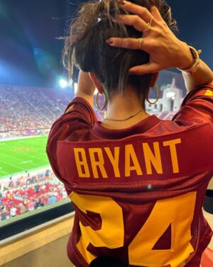 Vanessa Laine Bryant Instagram - Mamba Forever ❤️💛