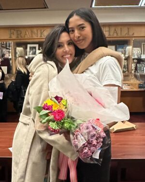 Vanessa Laine Bryant Instagram - I’m so proud of you @nataliabryant !!!You’ve balanced school, friends, family, your sorority, your internship, your modeling jobs, runway debut, and film responsibilities & projects! You still find time to be present and responsible for everything you do and show up for every family event your schedule permits you to attend. I cannot express how proud we are of you. We love you so much. Proud mom, dad and sisters for sure! 😘❤️ #directorialdebut 🎥 🎥 @uscedu  #SmartBeauty ❤️ #FilmMajor