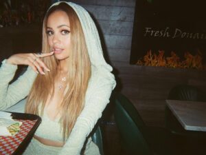 Vanessa Morgan Instagram - Enjoying every last second 🤍 Photo dump Pt.1 :)