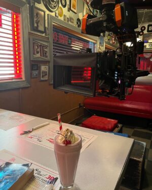 Vanessa Morgan Instagram - Our last milkshake, our last scene at Pops 💔 cried our way through it. We are currently filming our last week of Riverdale. Emotional is an understatement but more grateful to my Riverdale family than ever. Last few days playing these characters- hope you guys love this final season. 🥺Goodbye Pop’s, thanks for the memories. 🍦🍔💕