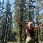 Vanessa Morgan Instagram - Happiness. The 90% of my life you don’t see 🌲🏔♥️ Mount Shasta, California