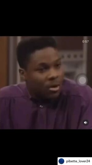 Vanessa Williams Instagram - The Cosby Show was the biggest show on network TV! “Nana I go it!” And what a thrill to play a passionate actress #straighouttadramaschool Shoutout my super scene partner @malcolmjamalwar #flashbackfriday Whoop whoop! #thecosbyshow
