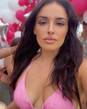 Vannessa Vasquez Instagram - Been on that big B 💕 energy…