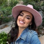 Vannessa Vasquez Instagram - You can take the girl outta Texas 🤠…. But she’ll always ask for breakfast tacos wherever she goes 😋 #texasgirls #texasholdem