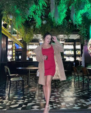 Vannessa Vasquez Instagram - My December ReBirthday celebrations were one for the books … thank you to all my closest friends and loved ones who reached out, came out and made me feel so special. ❤️❤️❤️

Started out in Los Angeles with my Tulum dinner 🐠, my 👛Pink Dinner and then my breakfast at Tiffany’s theme party 💍 in Houston….Ended it in a small solo trip to a small town in Mexico to do an 🪶Ayuahasca 🌱ceremony and go deeper into my healing and spirituality!! 

Surround yourself with people who love you so much. Genuinely. But most importantly love yourself the most and the hardest 🙏🙏🙏🙏🙏

Also… Thank you @cielhtx for everything at my Houston birthday 🎂 party 

Oh yeah I’m single again and ready to mingle … forgot to tell y’all 5 months ago 🤣😘😘😘 

#mobwifeaesthetic #breakfastattiffanys #cleangirlaesthetic #tulum #pinkfriday #losangeles #houston #hollywood