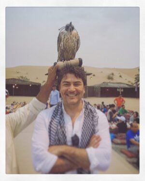Vatan Şaşmaz Instagram - #dubai🇦🇪 #dubaidesert #falcon