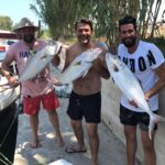 Vatan Şaşmaz Instagram - Vay anasini sayin seyirciler😁resmen denizi kuruttuk 😉balikkklllaaarrrrrrr 🎣 @mustafarahmantohma @deephumans @volkan_hepozel @alpkirsan @oltacicocuk #rasimadali #akya #amberjack #fish #fishing #jigging #spearfishing #arsuz #domuzburnu