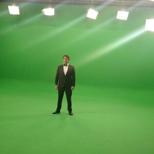 Vatan Şaşmaz Instagram - #shooting #greenbox #tvshow #advertisement #commercials #islergucler