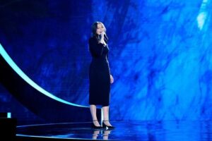 Vera Aldonina Instagram - Я хочу сказать огромное спасибо телеканалу "Россия" @tvrussia , продюсерскому центру "Вайт Медиа" @weitmedia и лично Юлии Сумачёвой @yulia_sumacheva за приглашение в потрясающий проект "Дуэты" @tvshowduets . 
Спасибо Николаю Баскову @nikolaibaskov и Сергею Лазареву  @lazarevsergey за поддержку и добрые слова! 
И , конечно, огромное спасибо Саше Панайотову @panaiotov за наш дуэт, который навсегда останется в моём сердце ❤️.