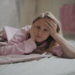 Vera Kotelnikova Instagram - Дала интервью, можно прочитать у @meduzapro Ну как дала интервью. Я что-то бубнила, а @alexsivtsova сделала из этого классный текст А @anyamiro сделала фотографии <3 А в комнате на фото я наконец-то начала делать ремонт. Думала про это написать пост, но получилось 2 страницы А4