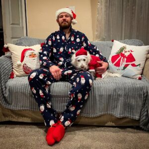 Viacheslav Borshchev Instagram - Merry Christmas ladies and gentlemen, I wish you the fulfillment of your desires. I would like to thank everyone who supports me on my path, and also everyone who wishes me failure.  love you all , peace ☮️