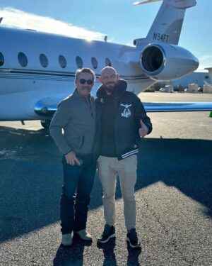 Viacheslav Borshchev Instagram - Premium delivery to Sacramento, thank you @charliemccarley @hammerandnailsgrooming @urijahfaber and whole crew.