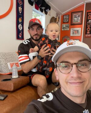 Victor Travagliante Instagram - Can’t believe it’s been 18 weeks - just 8 months until the shed is reopened for #Browns football 🏈 🐶
