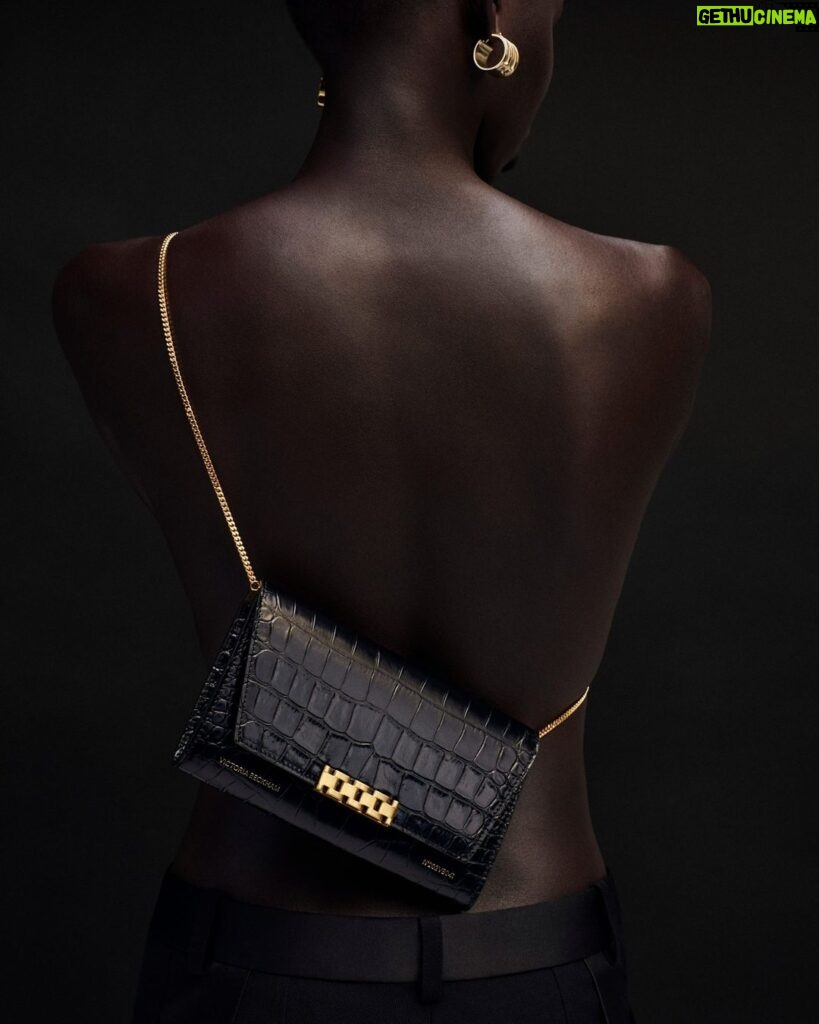 Victoria Beckham Instagram - Brilliant gold hardware against soft, luminous skin. Shop the #VBValentines Day Edit at VictoriaBeckham.com and at 36 Dover Street. Link in bio.