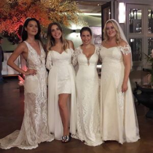 Vildan Vatansever Instagram - Şu GÜZELLİKLERE 😘 şu TATLILIKLARA 🥰 bakarmısınız lütfen 👰🏼⭐💛🧿👰🏻✨💜🧿👰❄💚🧿👰🏼🌿💖🧿 #gelin #gelinlik #damat #gelinlikmodelleri #wedding #düğün #evlilik #bride #bridetobe #edaece #barışkılıç #buçebusekahraman  #şevvalsam #nesrincevadzade #talatbulut  #doğaçyıldız #barışaytaç #safakpekdemir #serkanrutkayayıkoz #mertkanarat #kuzeygezer #melisadogu #istanbulprovince #mutluluk #diziler #yasakelmafox #medyapım #yasakelmadizi #güzel #gülümsemek