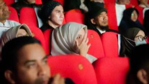 Vino G. Bastian Instagram - #REPOST @ustadzabdulsomad_official Saksikan Film Buya ‘Hamka & Siti Raham’ di bioskop seluruh indonesia, mulai 21 Desember 2023.
Ajak seluruh keluarga serta sahabat nonton film kebaikan ini.

MasyaAllah tabarakAllah terima kasih banyak Tuan Guru @ustadzabdulsomad_official 🙏🏼