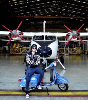 Vino G. Bastian Instagram - Skuteran sambil belajar.. Kolaborasi @sog.indonesia.official dan PT. Dirgantara Indonesia, berbagi ilmu tentang dunia perSkuteran dan pembuatan pesawat terbang Nasional. Gak lupa silaturahmi dgn para sesepun SOGI dan Tim dari PTDI di @di_runway29 Superfun!! Terima kasih Bapak Dirut PTDI yg diwakilkan oleh bapak Wildan Direktur Keuangan PTDI. Bangga INDONESIA 🇮🇩✊🏼 

📷 by @yudiendoet012 @sog.indonesia.official
🛵 support by SOGI member.