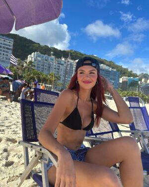 Virgínia Wanderley Instagram - eu moro no seu pensamento