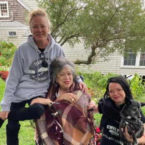 Virginia Madsen Instagram - Meet and greet at the fan fest withLiz Torres and @shellycole88 #maine #gilmoregirls #coffee #teamrobert
