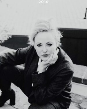 Virginia Madsen Instagram - Reflecting on the passage of time. Many blessings.