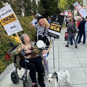 Virginia Madsen Instagram - #wga #wgawest #wgastrong #liztorres #nowords #actorwithoutwords  #mimes #sagaftra