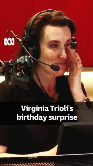 Virginia Trioli Instagram - Virginia Trioli was caught off guard this morning when her producers organised not one, but two special callers to wish her a happy birthday on-air. Happy birthday VT! 🎂🎂

#virginiatrioli #radio #eddiebetts #michaelrowland #afl #carlton