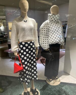 Virginia Trioli Instagram - The last of the Japan glimpses: knives and tempura at Kyoto’s Nishiki market; the exquisite Suzuki Zen museum in Kanazawa; glassware I should have bought at Jomo Kogen station; standout yakitori - ginkgo nuts and chicken heart - at Spainzaka Toriko, Tokyo; moments at Meiji Park; things I liked: something in the bag at my old, old haunt, @yohjiyamamoto.tokyo . 
We barely grazed the surface. 🇯🇵 #japan #travels