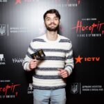 Vitalii Hordiienko Instagram - Похвалюся вам, що сходив на прем‘єру фільму «Носоріг» Олега Сенцова🤩 На фото помітно наскільки я задоволений ростом і розвитком українського кінематографу🔥 Раджу вам підтримати його і подивитись «Носоріг» в кінотеатрі😉 Будинок кіно