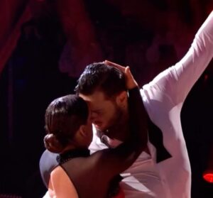 Vito Coppola Instagram - What an intense week it was…
We enjoyed so much! It was different from the usual Argentine tango in different ways..
Lulú was the strong and independent woman who is in control.
This journey is becoming more special every week. Through the dances and playing different characters we are able to discover many different sides of us, and I personally think that that’s what life is, a journey to get to know ourselves better…😊🙌

I am so so proud of you @ellielouiseleach and the woman you are becoming. 
Weeks ago I met a girl, and now look at you ♥️ and I am sure that you still have much more to show and much more to say Lulú.
Everyone is proud of you but mostly you have to be proud of yourself, because you and only you know all the sacrifices and the commitment needed to perform in that way, for someone who has Never danced before.
Brava Lulú 👏 keep going and let’s keep danciiiiing 💃🕺🪩

Thanks to two special people @leandropalou1 and @maria_tsiatsiani_official for the amazing choreography and much more…you brought us to a different dimension and we are so grateful for this. 🙏☺️

And last BUT NOT LEAST we want both say a massive and huge THANK to all of you beautiful people for supporting and voting us. We feel all the love and we do really feel all of you close to us. 🙏🙏🙏
All the gratitude we have towards you is beyond the words 🫶😊
We love you ♥️

And now let’s focus on Musical weeeek 🎵 🎶 
We are sooo exited and we have already started to work hard on our next dance.

Let’s gooo 💪😁

Happy Monday and have a good week beautiful people ☀️

🩷🩵