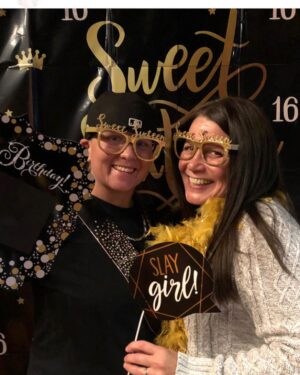 Vivian Hicks Instagram - OMG THANK YOU to everyone who made my sweet 16 special!! 🎈I will never forget it! Shout out to @champs_fec_milton for hosting my party, hooking us up with VIP private room. The food there was also next level! Also a special thanks for my people at @kellysbake who spoiled me with their vegan/gluten free cake & cupcakes 🧁 🎂 🔥🤯 #sweetsixteen #birthday #happy #champsfec #instabirthday #vip #vivianhicks #teamv #music